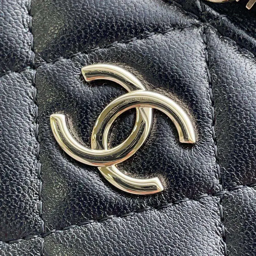 Chanel Top Handle Vanity Chainshoulder #97096C32B - Picture 7 of 11
